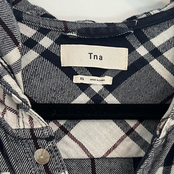 TNA Plaid Flannel with Hoodie - Picture 5 of 9